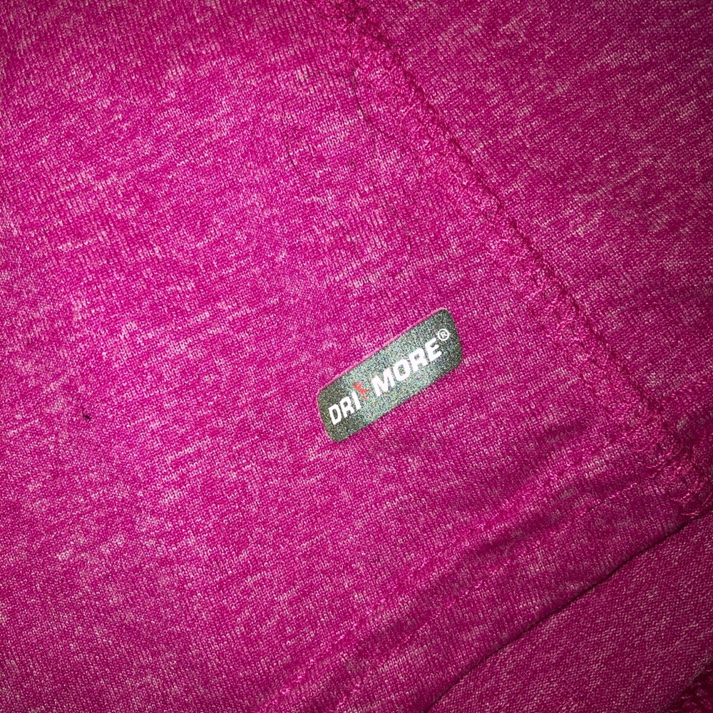 Pink danskin tshirt - Picture 3 of 4
